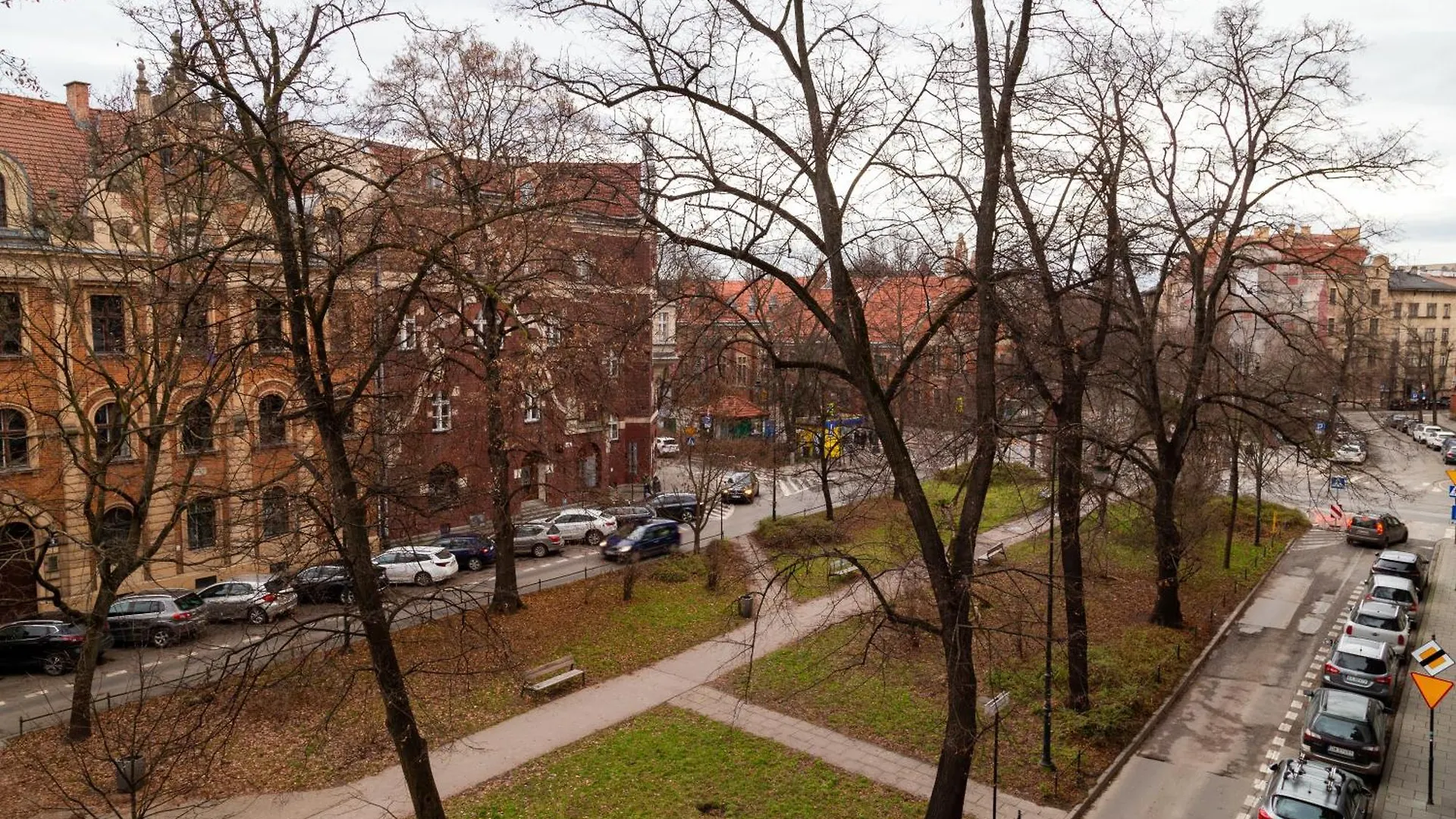Househost Apartment Retoryka Krakow Poland