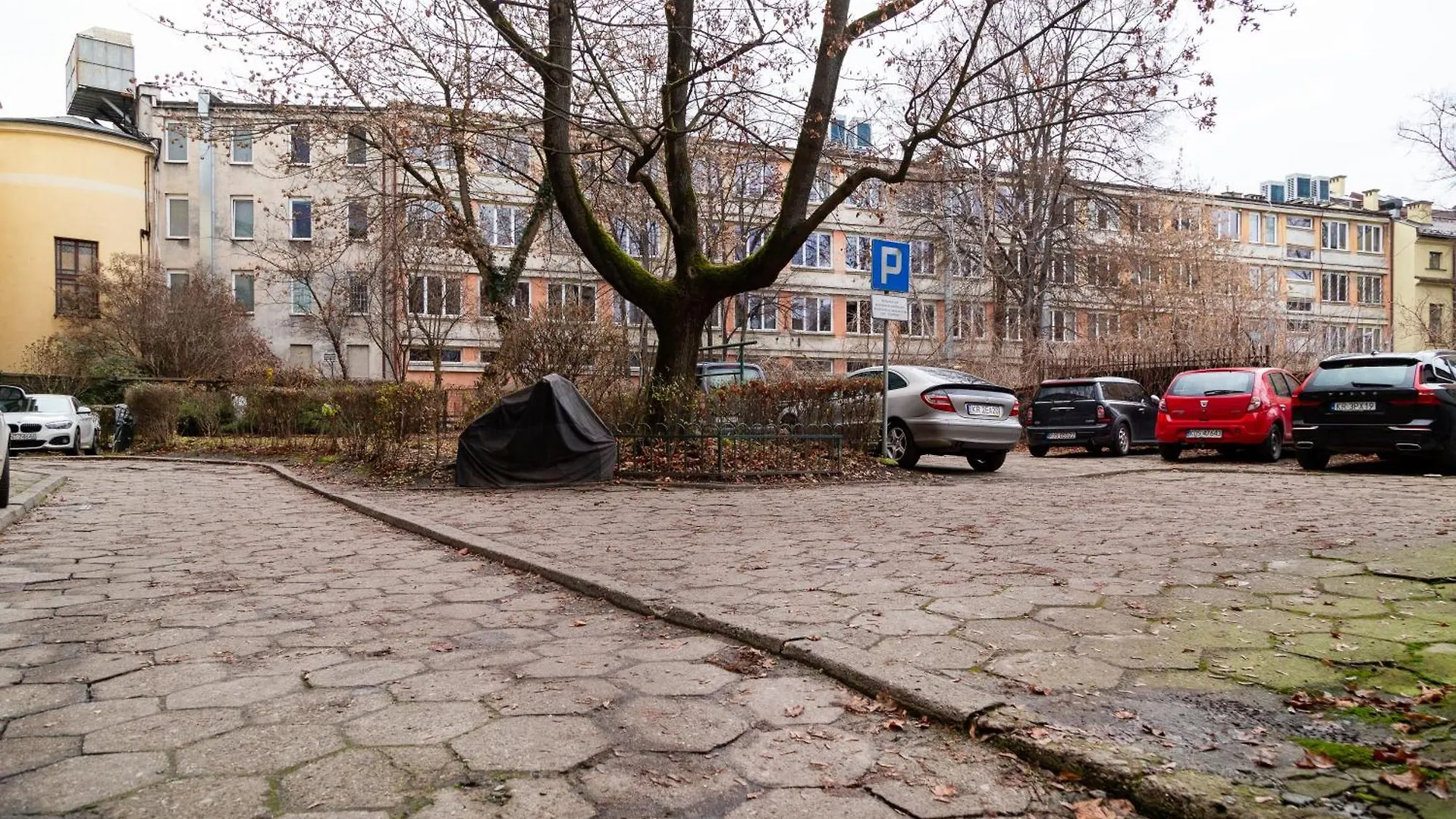 Househost Apartment Retoryka Krakow 0*,  Poland